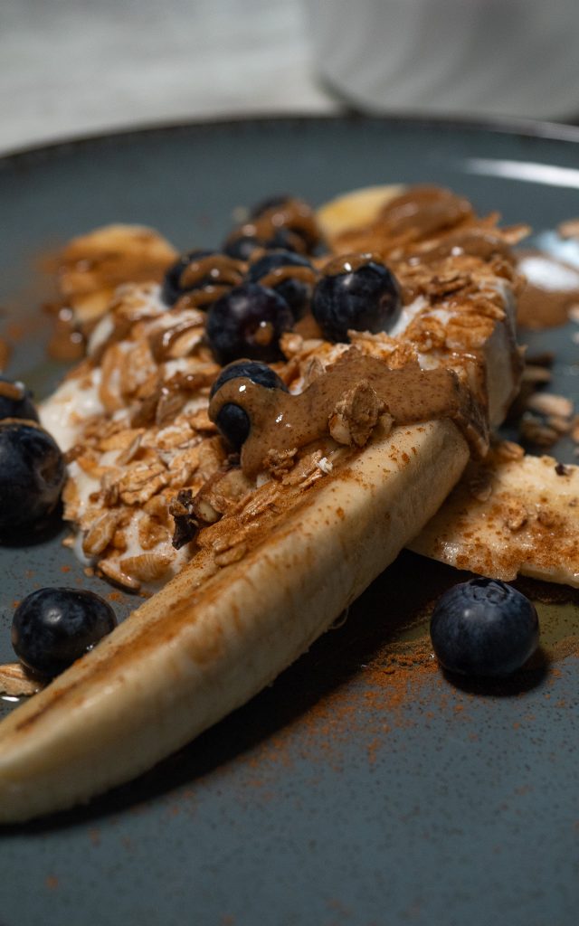 Healthy banana split